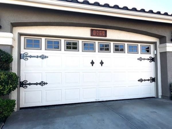 Carriage House Garage Doors: How to Get the Look - Old West Iron