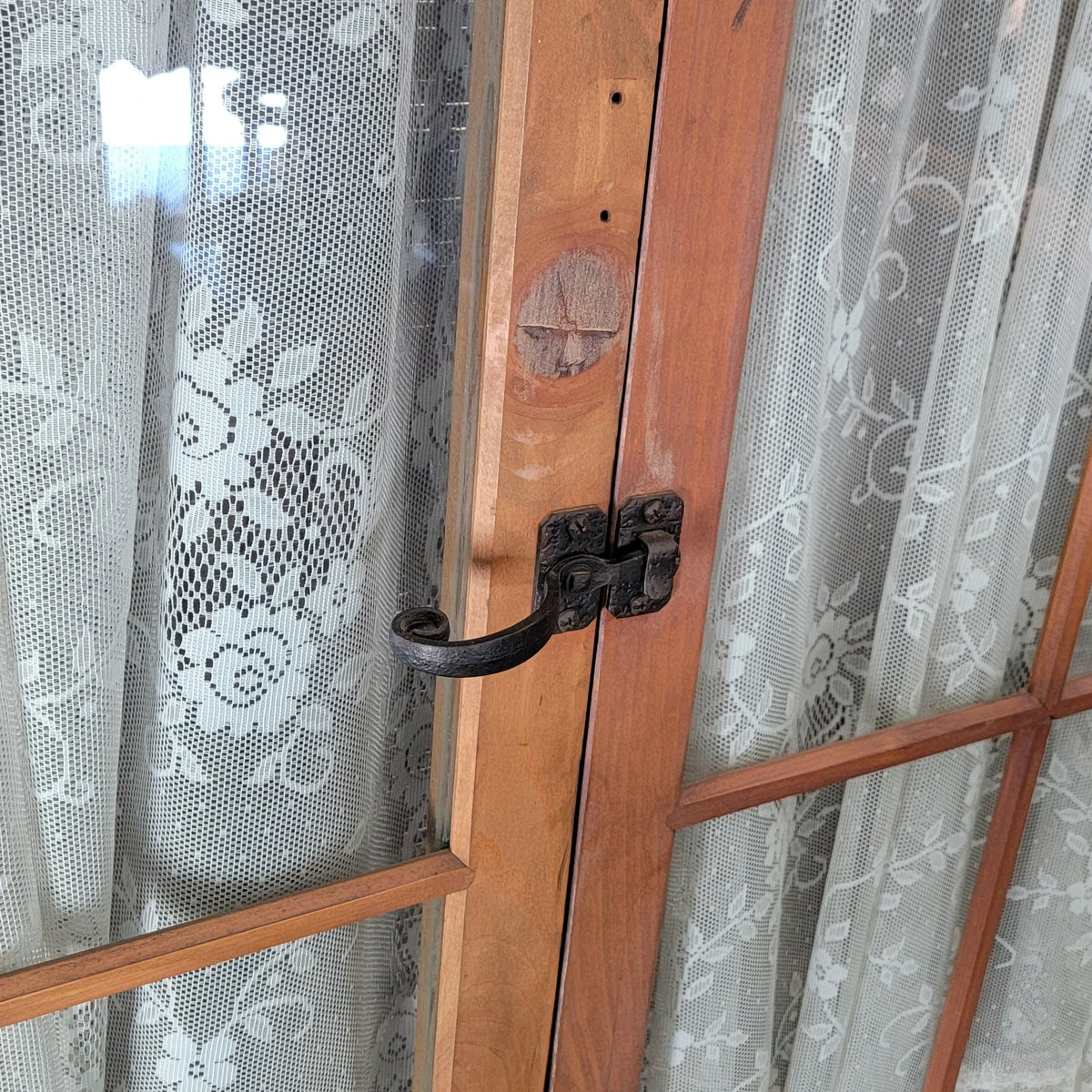 Winterproofing with Iron Hardware: Hinges, Latches & Outdoor Pieces That Withstand the Cold - Old West Iron