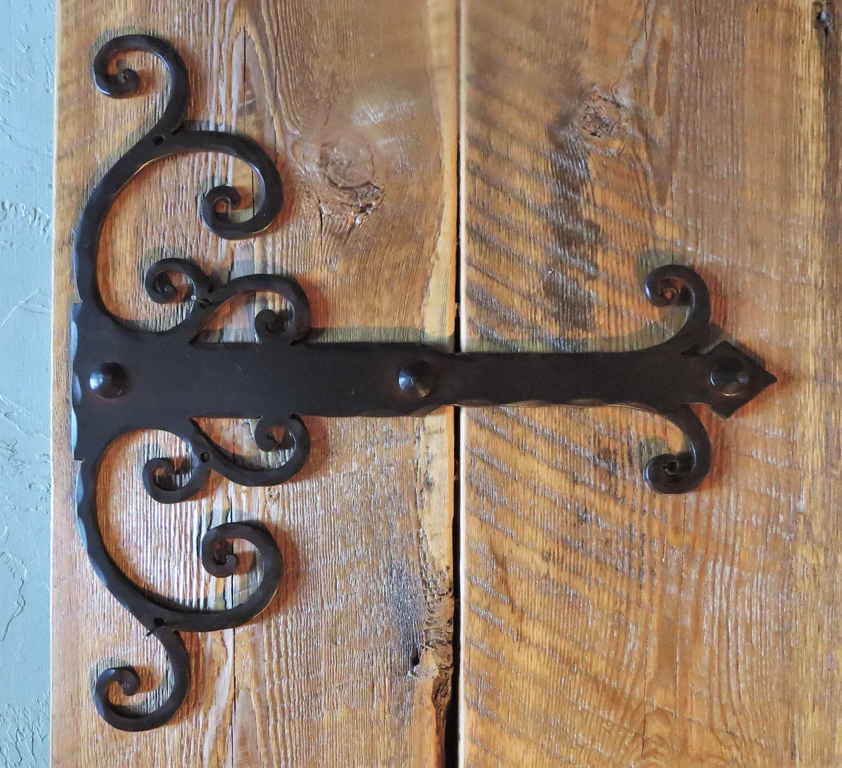 How to Choose the Right Fasteners for Your Hinge Straps - Old West Iron