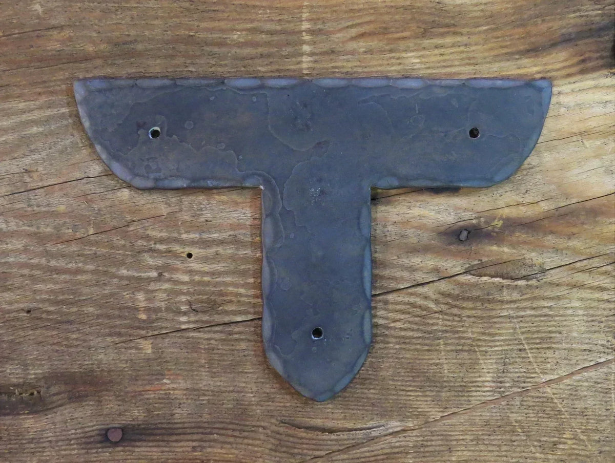 How It’s Made: Iron T Plates - Old West Iron