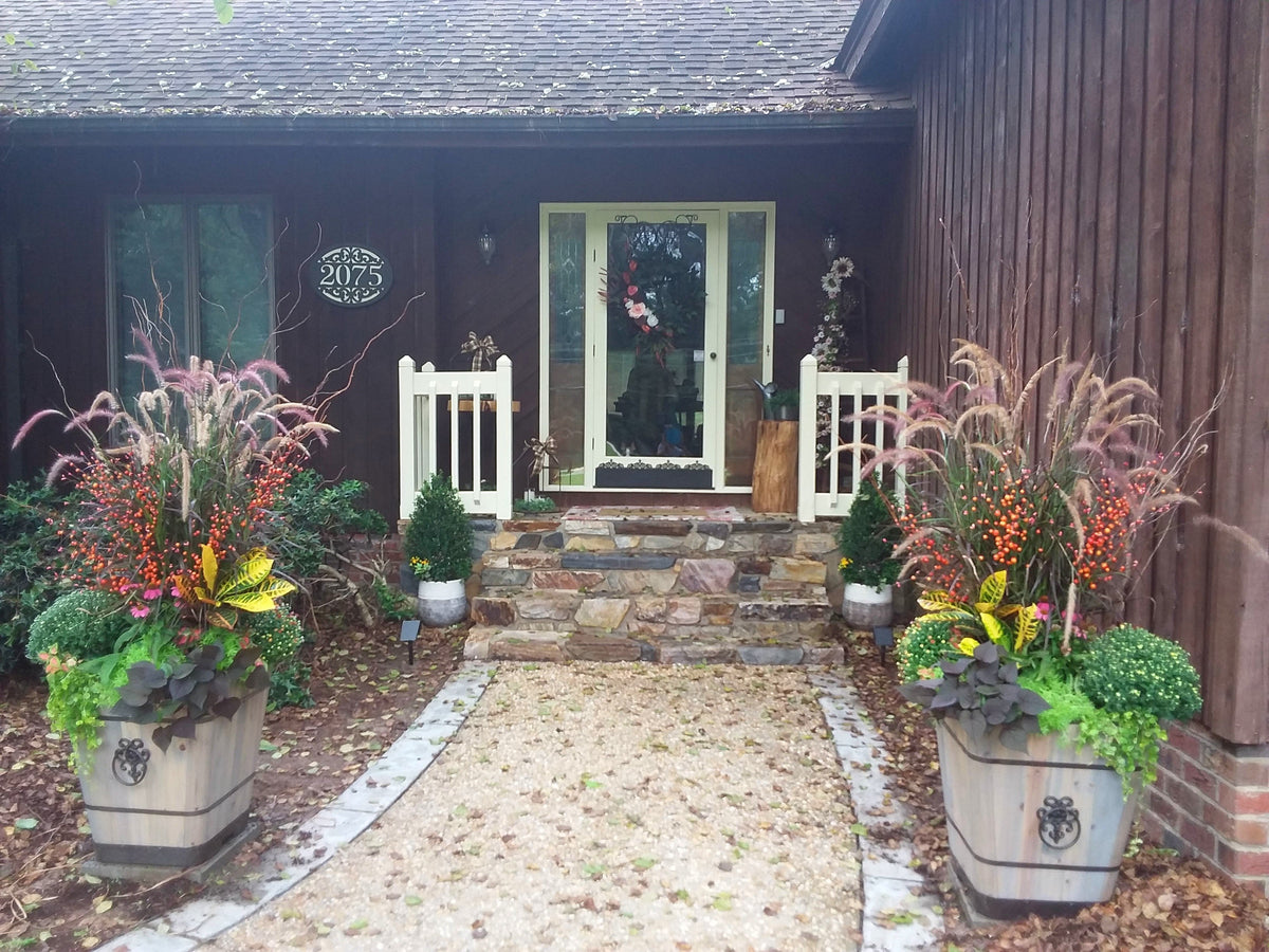 Outdoor Accents: The Complete Guide to Decorative Hardware - Old West Iron