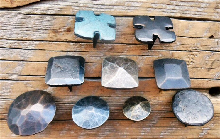 Clavos / Decorative Nail Heads