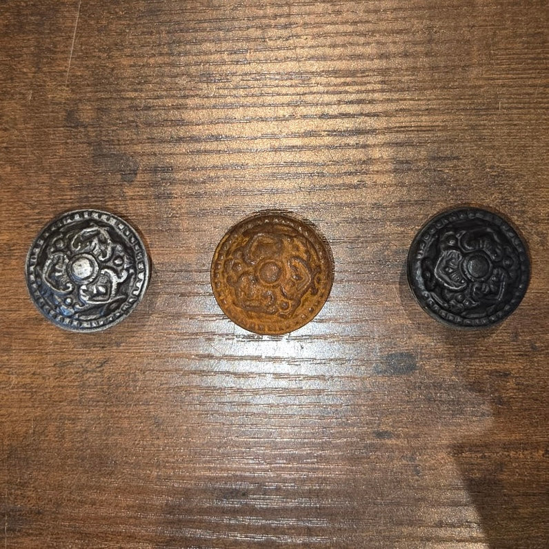 Bouton d'armoire rond en relief