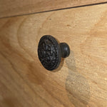 Bouton d'armoire rond en relief