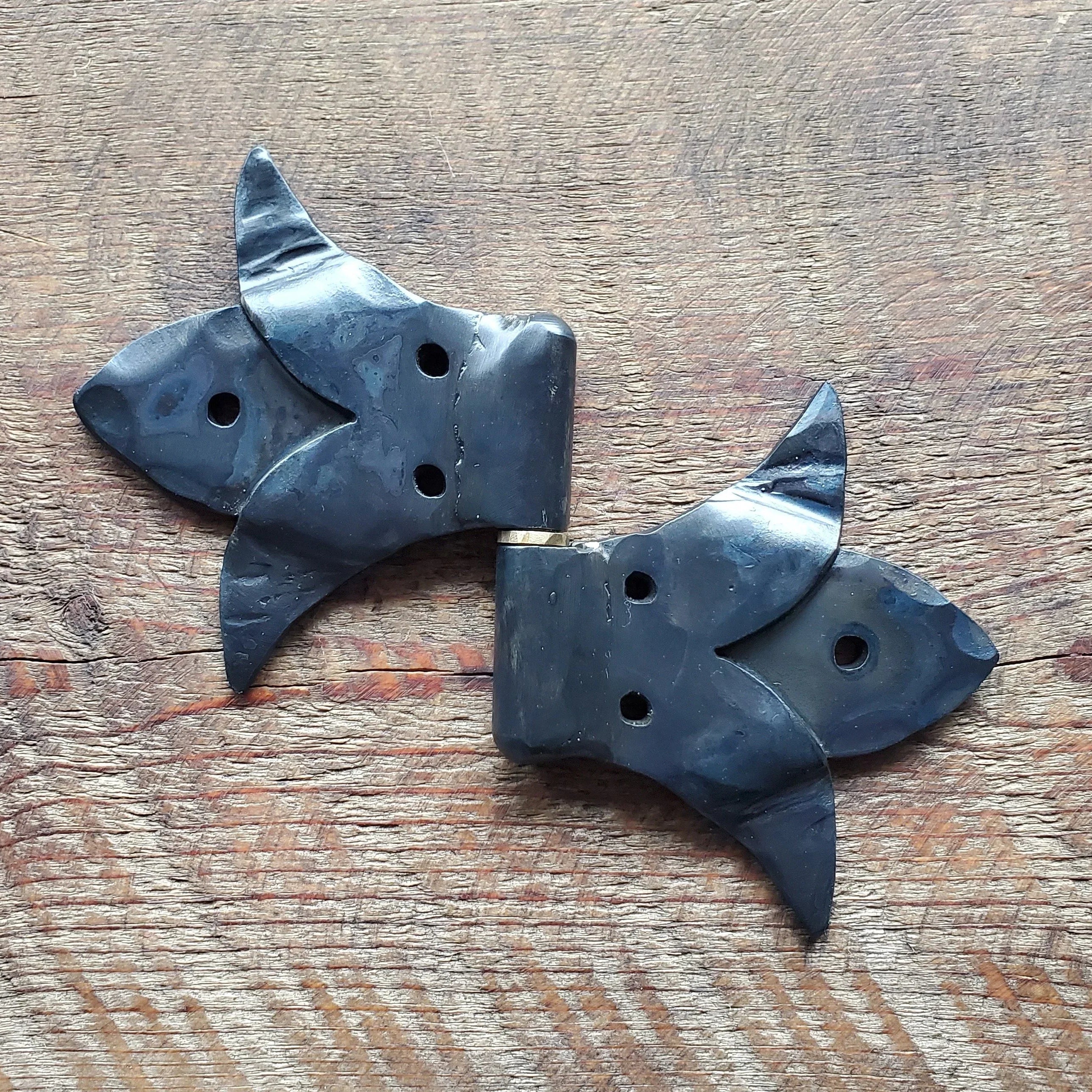 Babylonian Fleur De Lis Iron Hinge - Old West Iron