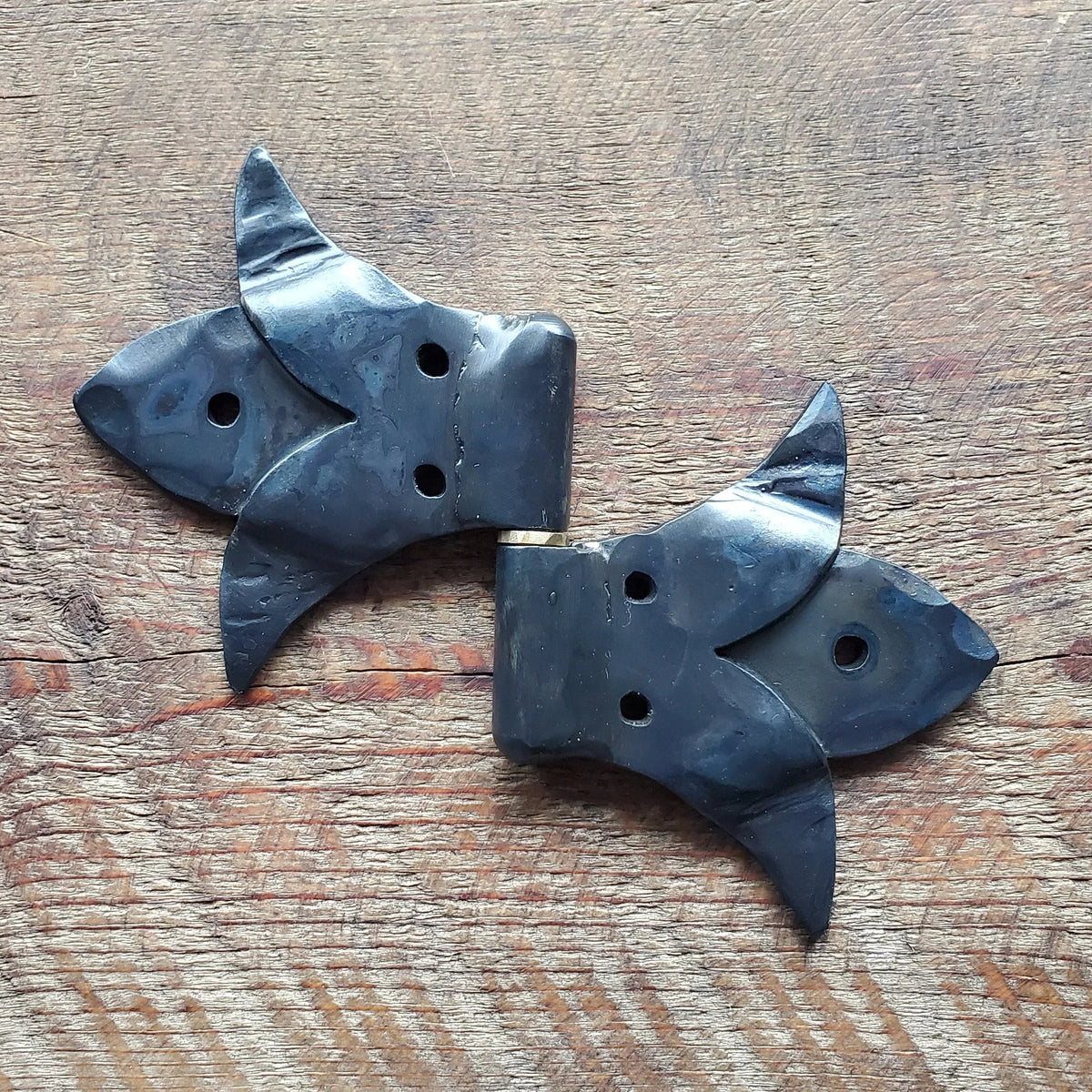 Babylonian Fleur De Lis Iron Hinge - Old West Iron