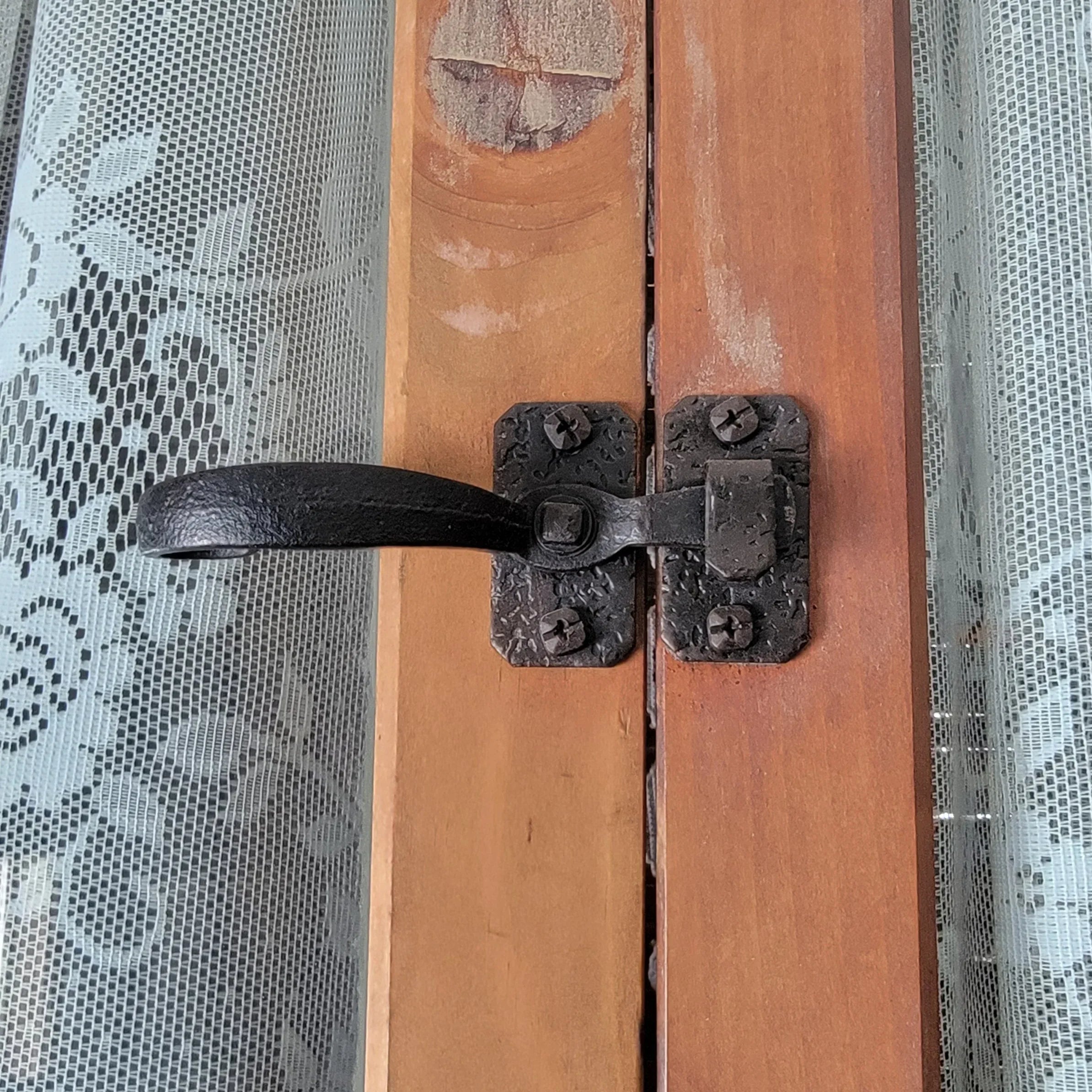 Tudor Iron Latch - Old West Iron