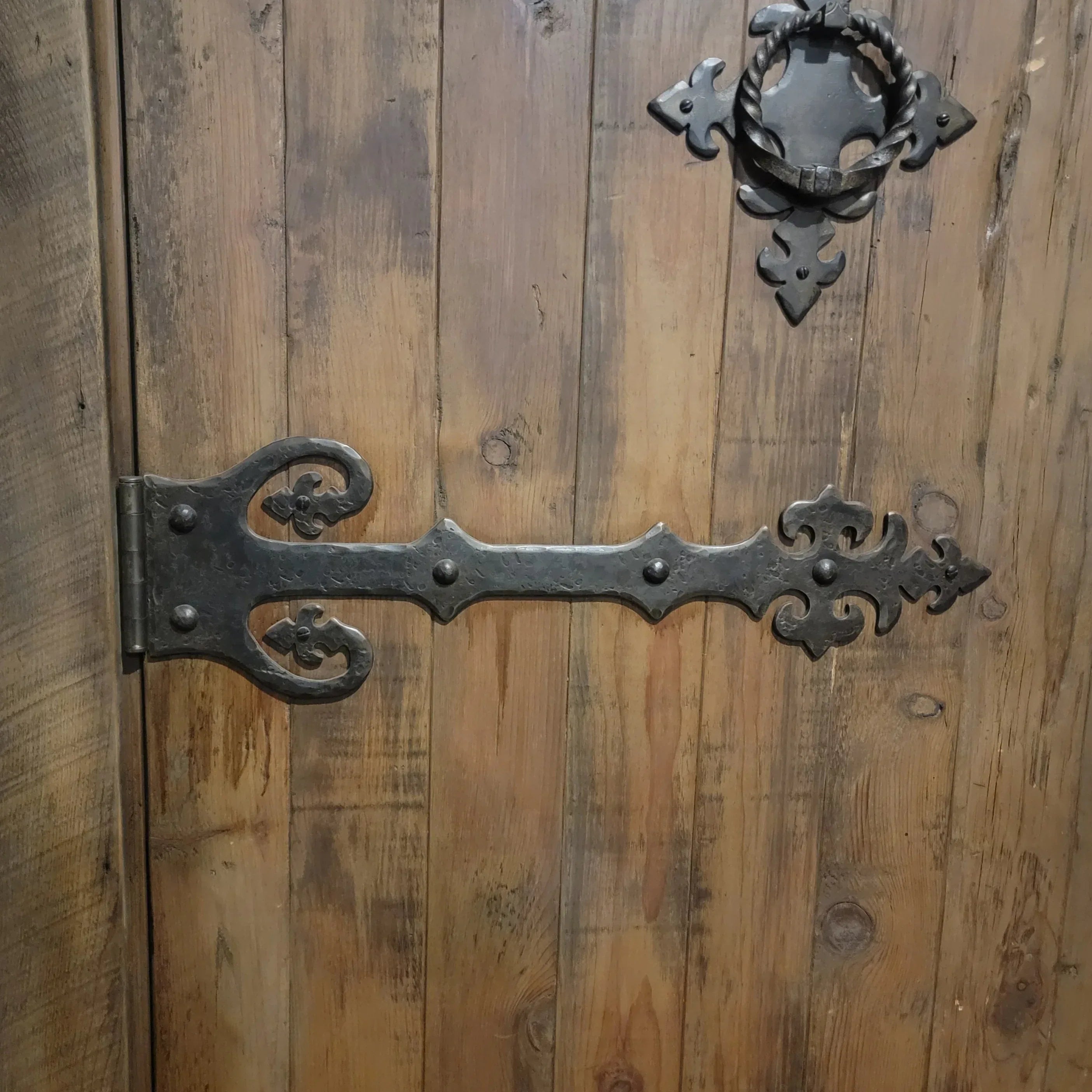 Renaissance Wrought Iron XL Functioning Hinge Strap - Old West Iron