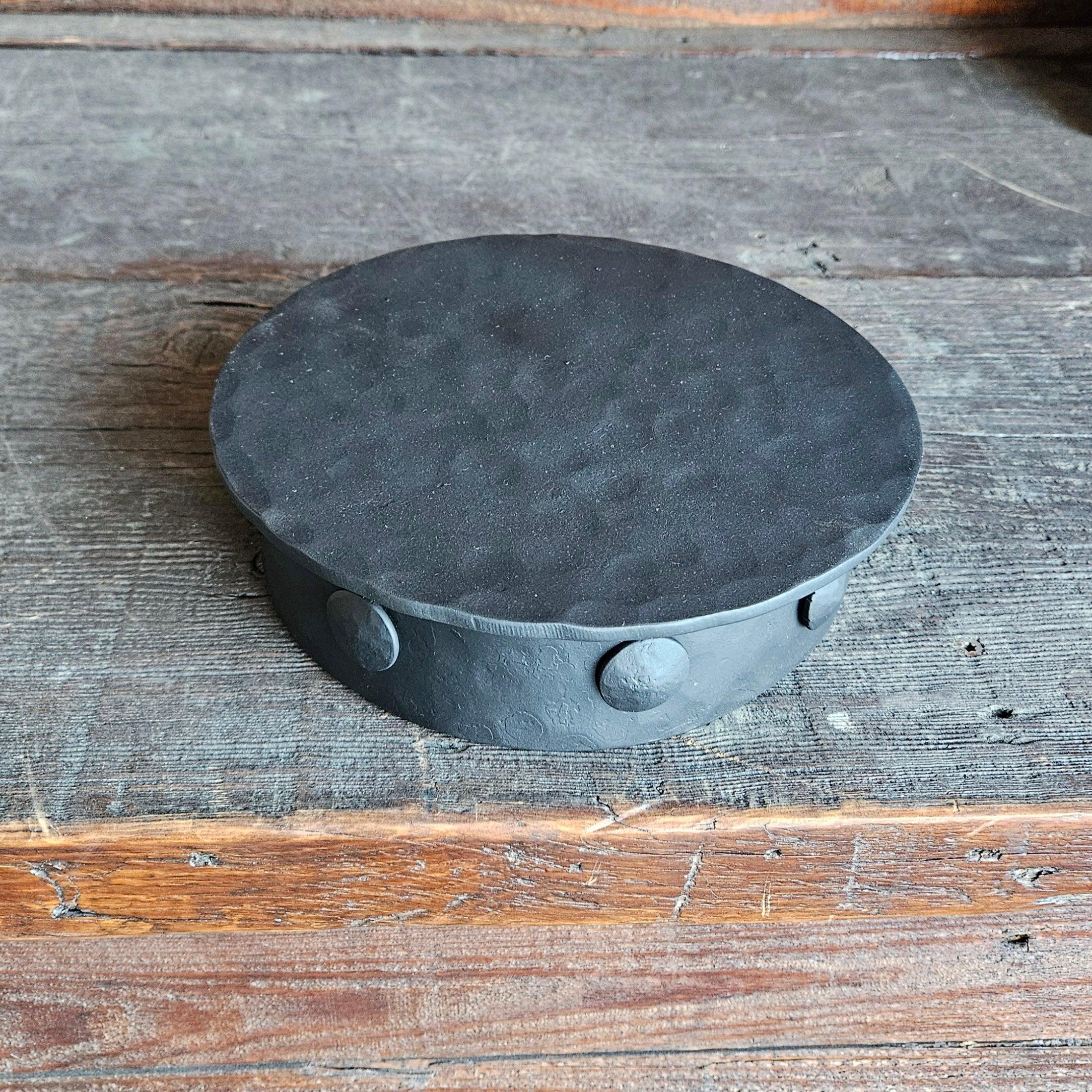 Simple Iron Log Cap - Old West Iron