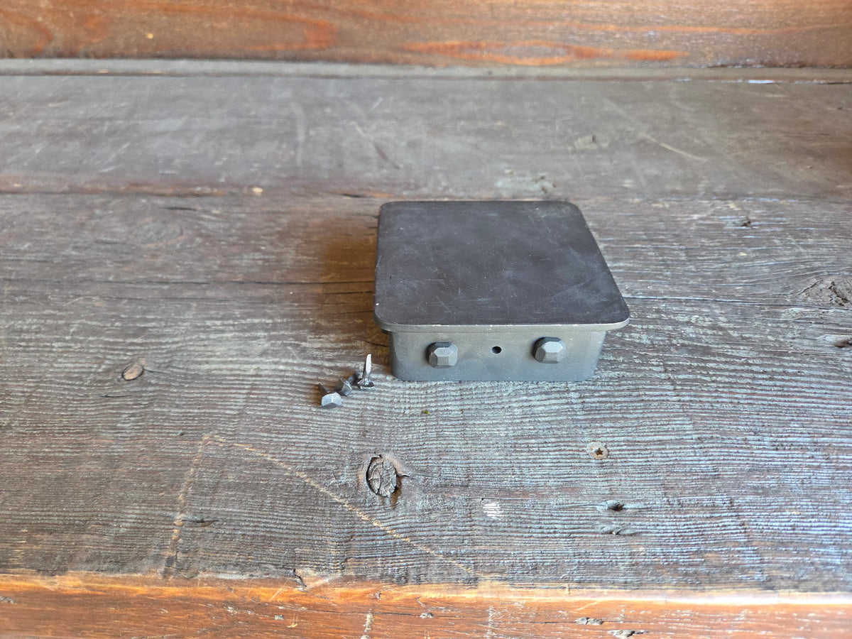 IN STOCK Simple Iron Post Cap - Old West Iron