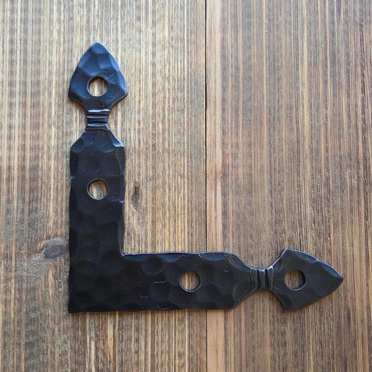 Authentic Arrowhead Iron "L" Plate - Old West Iron