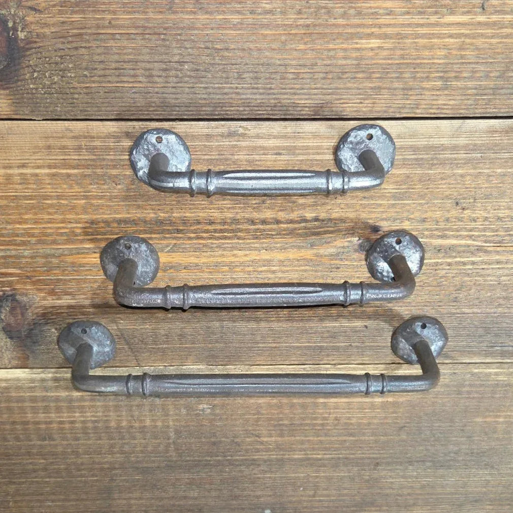 Cottage Iron Cabinet Handle - Old West Iron