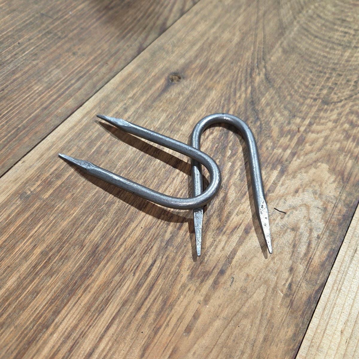 Hand forged U Staple / Heavy duty U-Nail