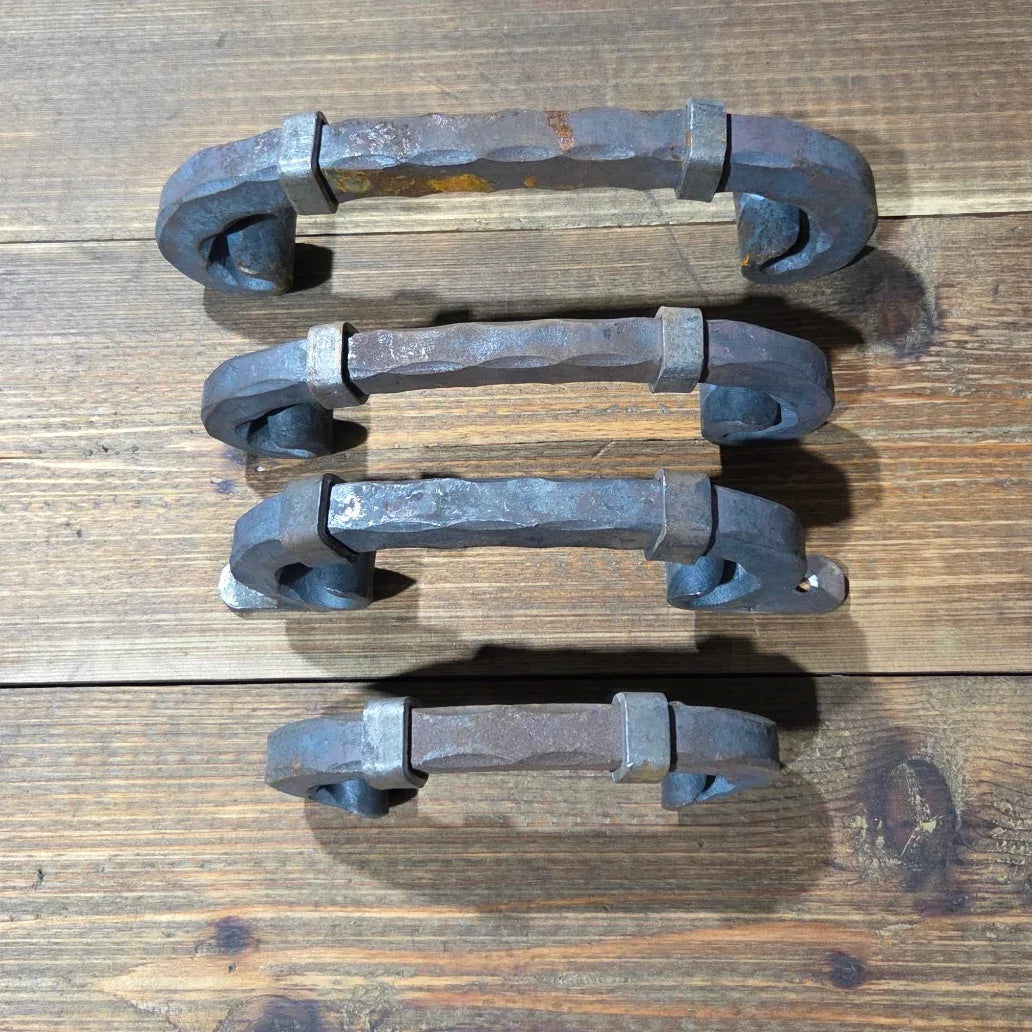Traditional Tuscan Cabinet Handle - Old West Iron