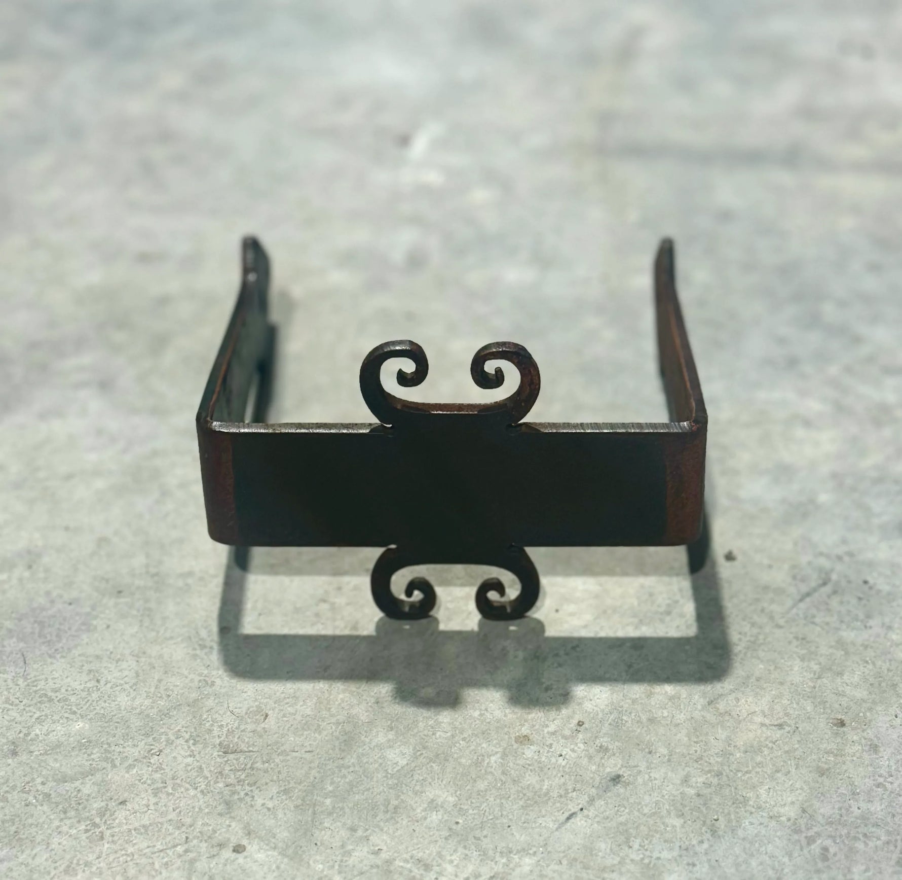 Tudor Iron Beam Strap - Old West Iron