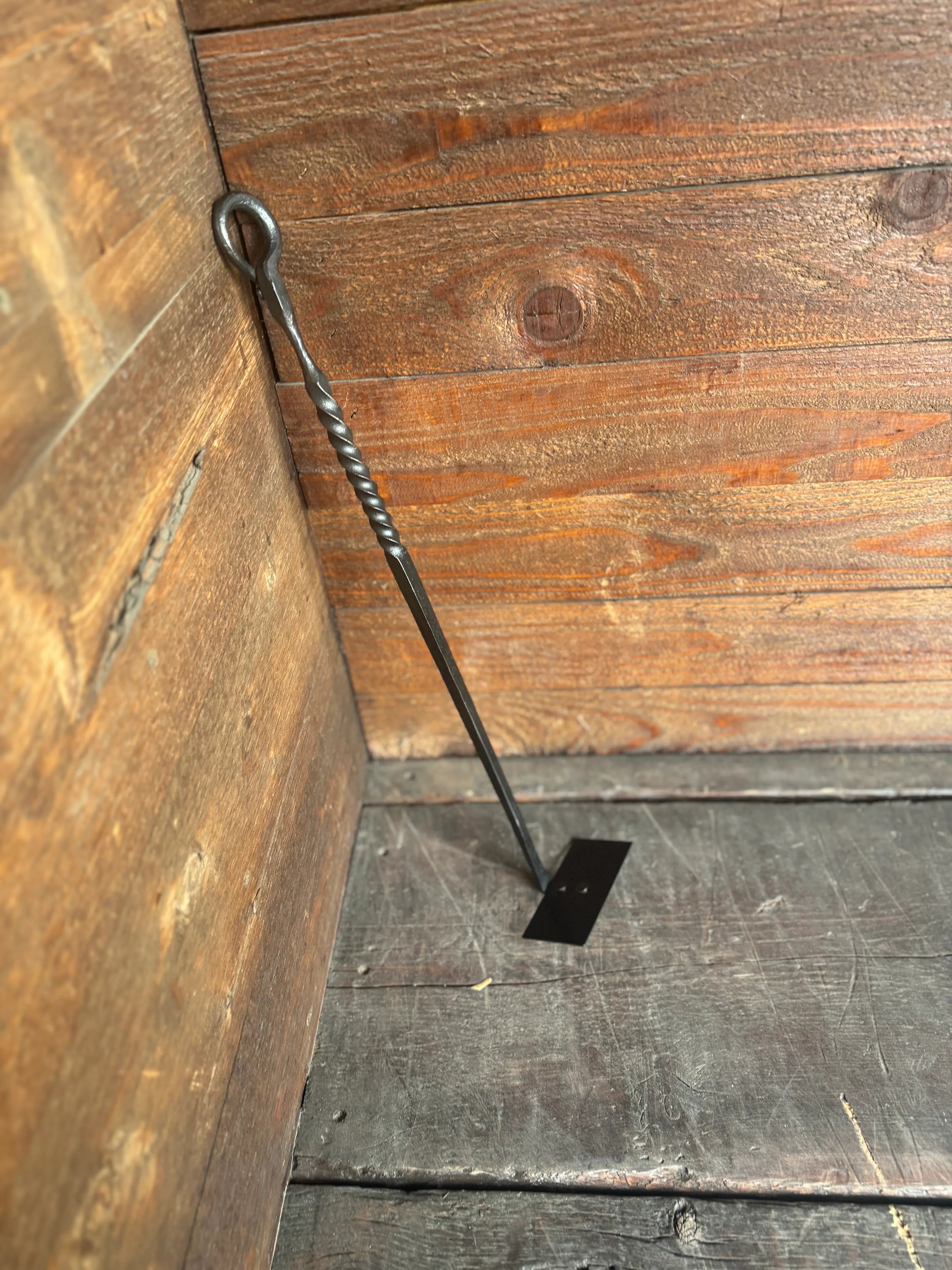Twisted Iron Fireplace Ash Rake - Old West Iron