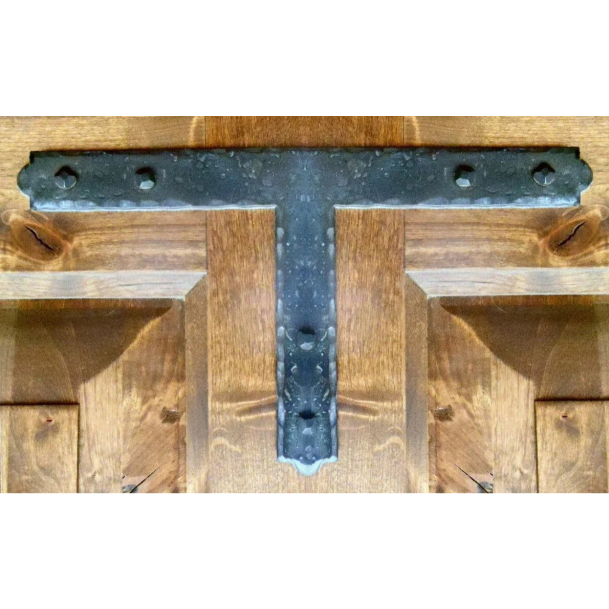 Colonial "T" Strap