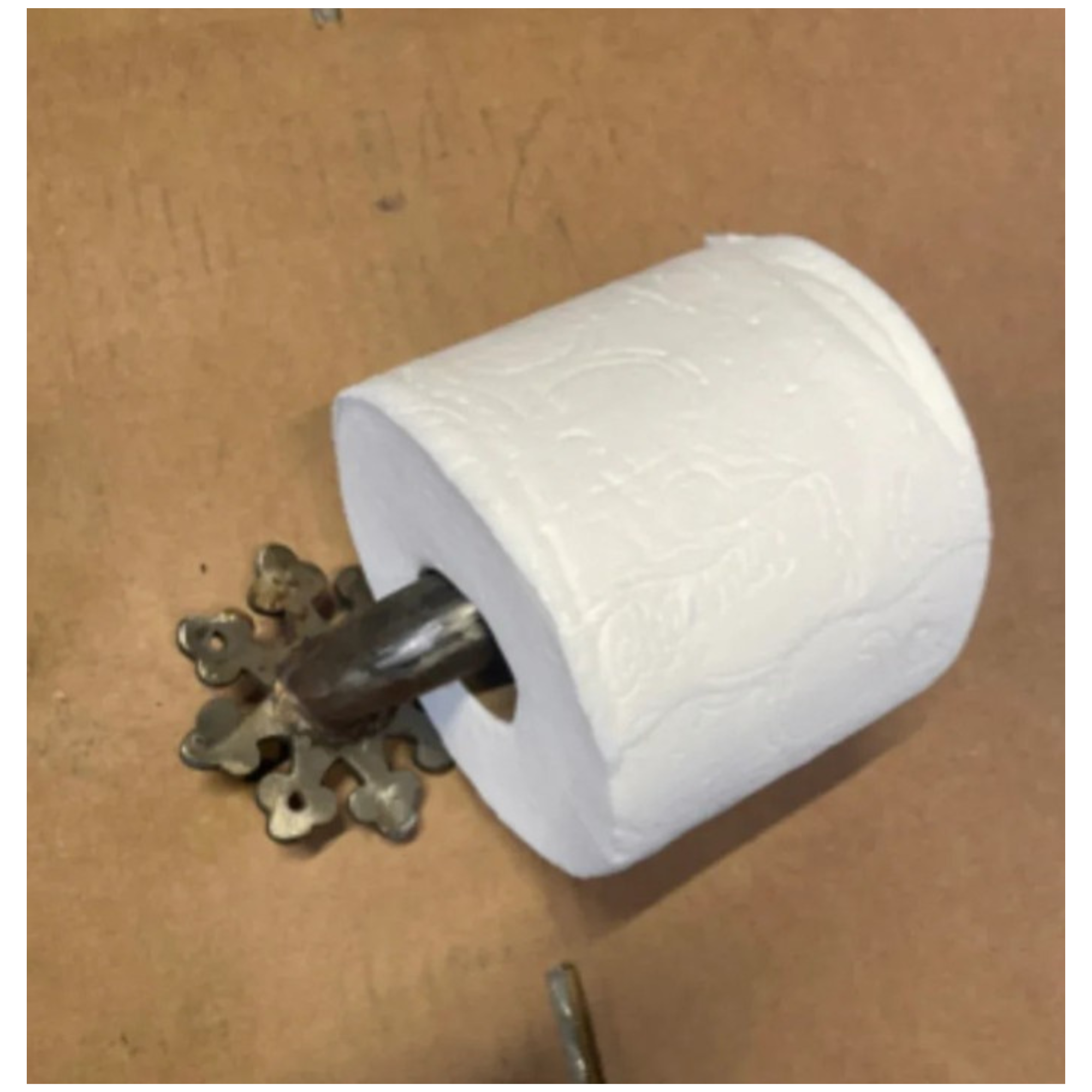 IN STOCK Hand-Forged Iron Toilet Paper Holder