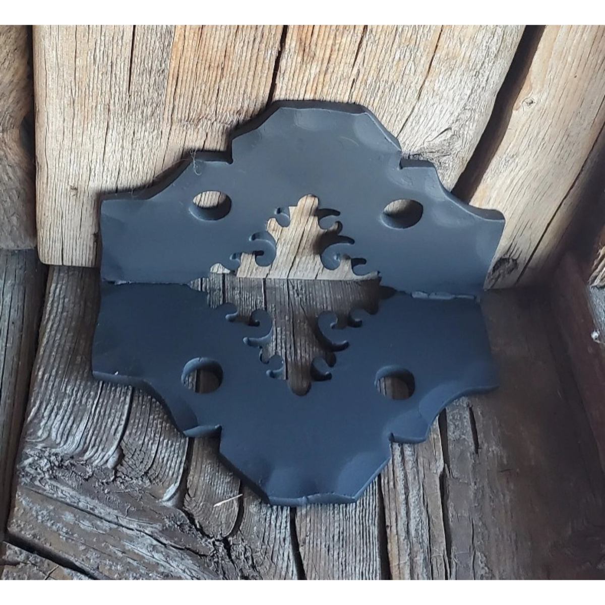 Romantic Iron Angle Brace