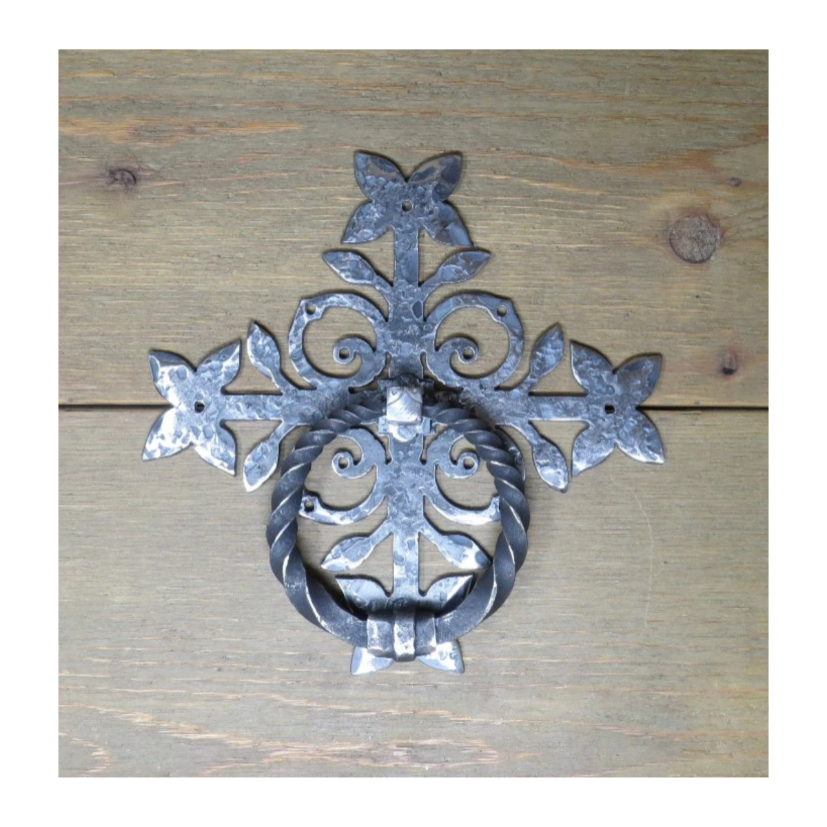 Llamador de puerta de hierro pulido/tirador de anillo
