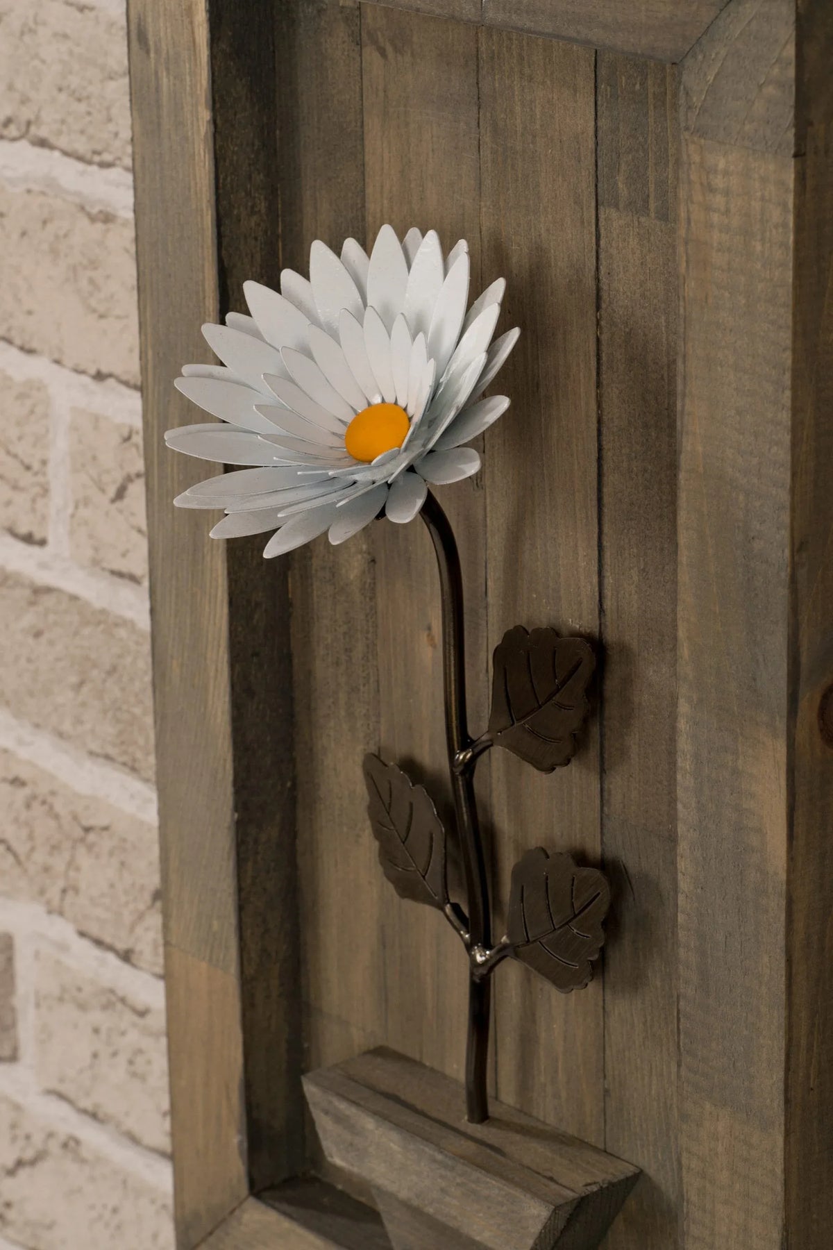 Framed Metal Daisy - Old West Iron