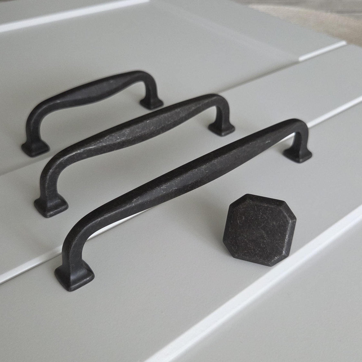 Rustic Cabinet Drawer Pulls - Old West Iron