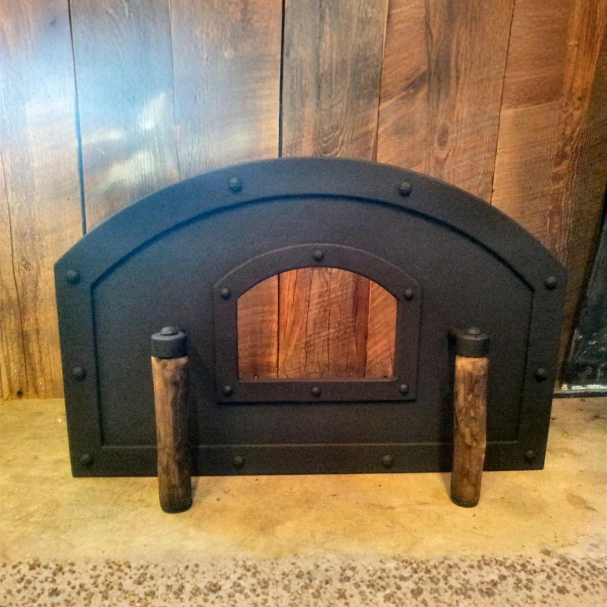 Rustic Farmhouse Arched Freestanding Pizza Oven Door