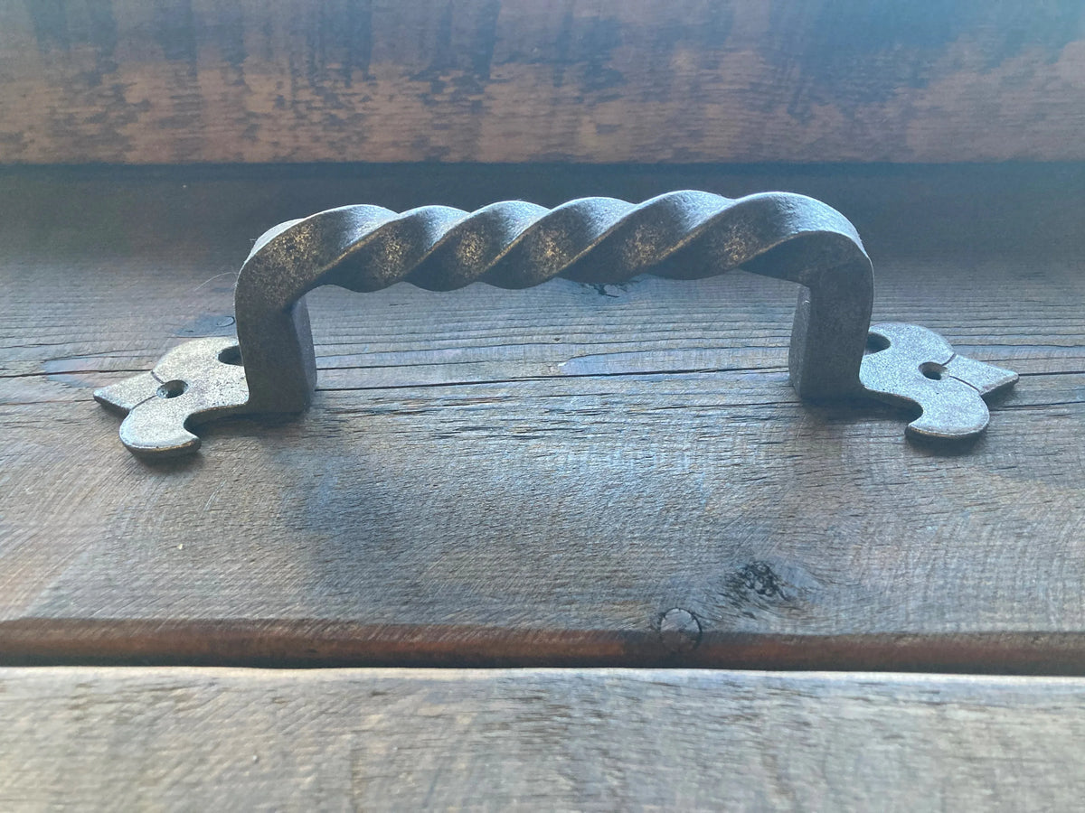 Egyptian Fleur De Lis Iron Door Pull - Old West Iron