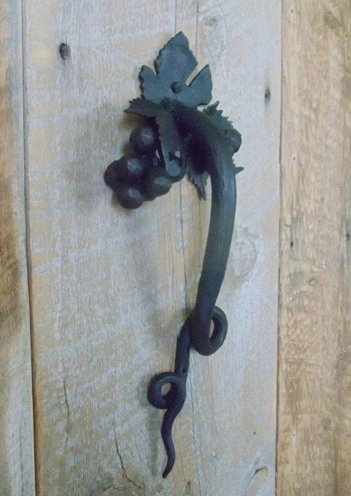 Grape Vine Door Pull - Old West Iron