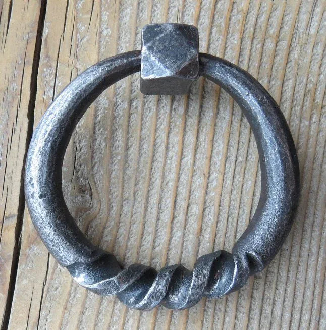 4 1/2" Round Twist Base Ring - Old West Iron