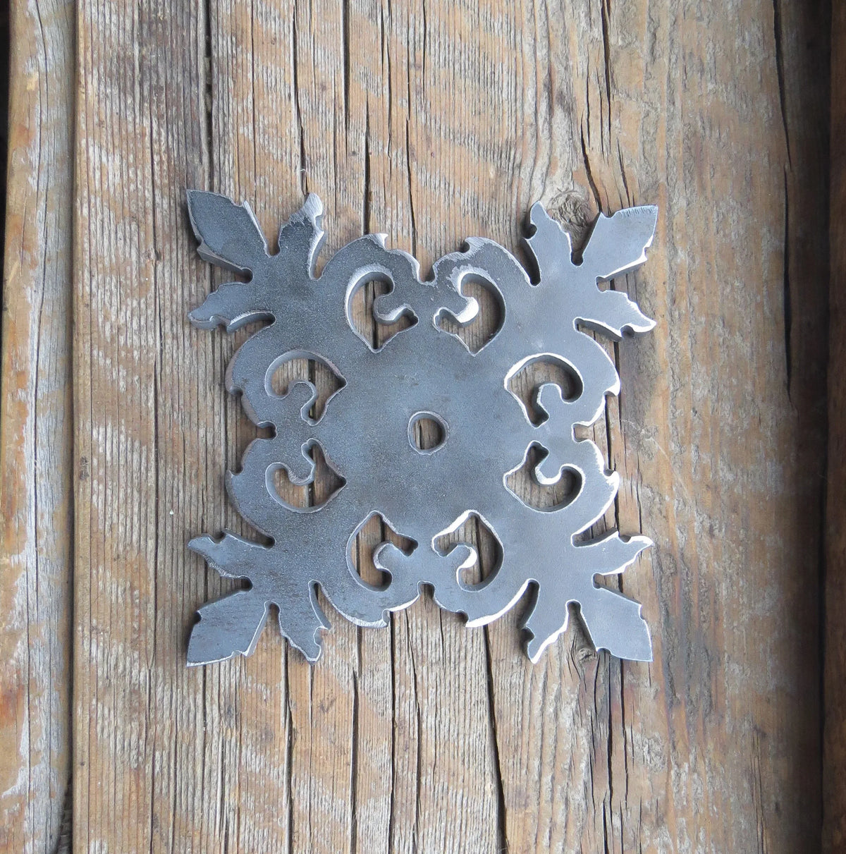 Roman Acanthus Iron Washer - Old West Iron