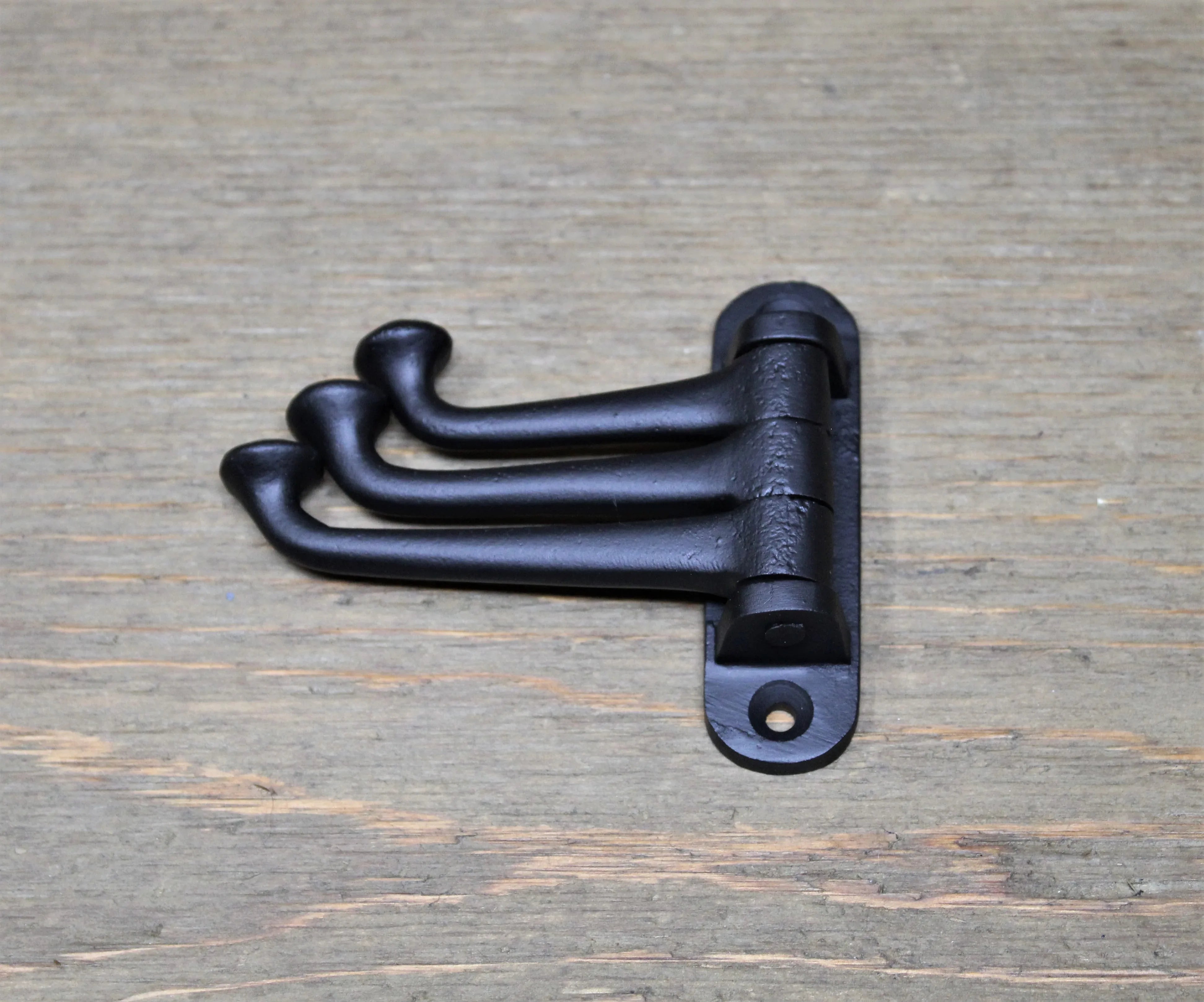 Hand Forged 3 Arm Iron Swivel Hook - Old West Iron