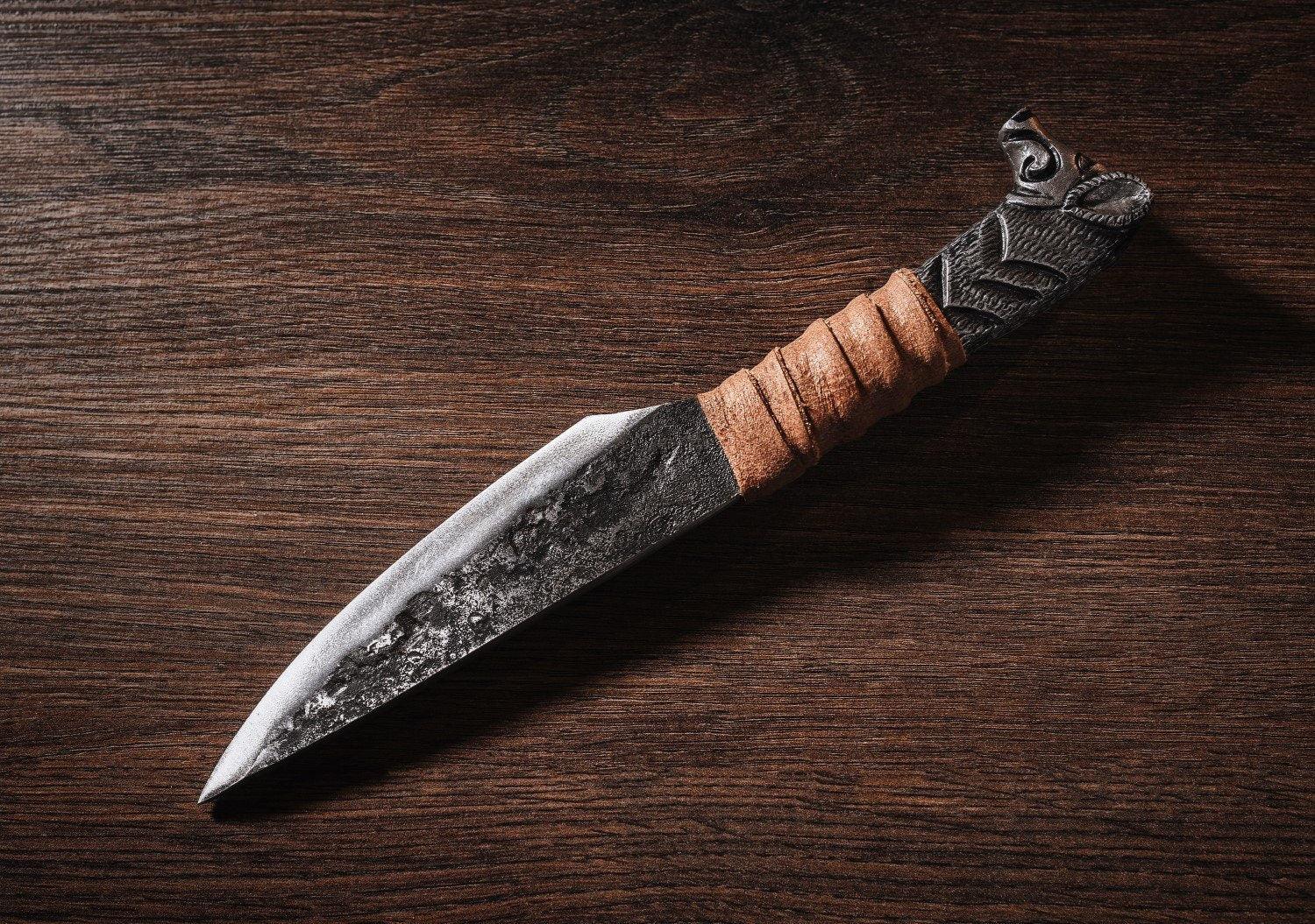 Hand Forged Boar's Head Viking Knife - Old West Iron