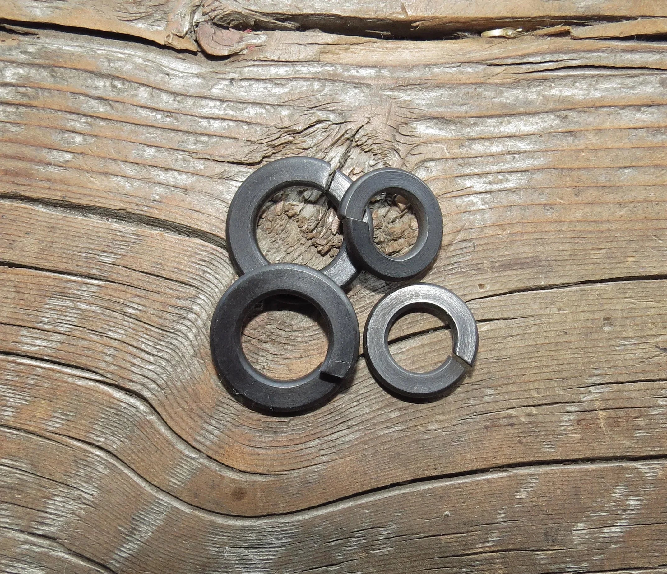 Lock Washer 3/8" - Old West Iron