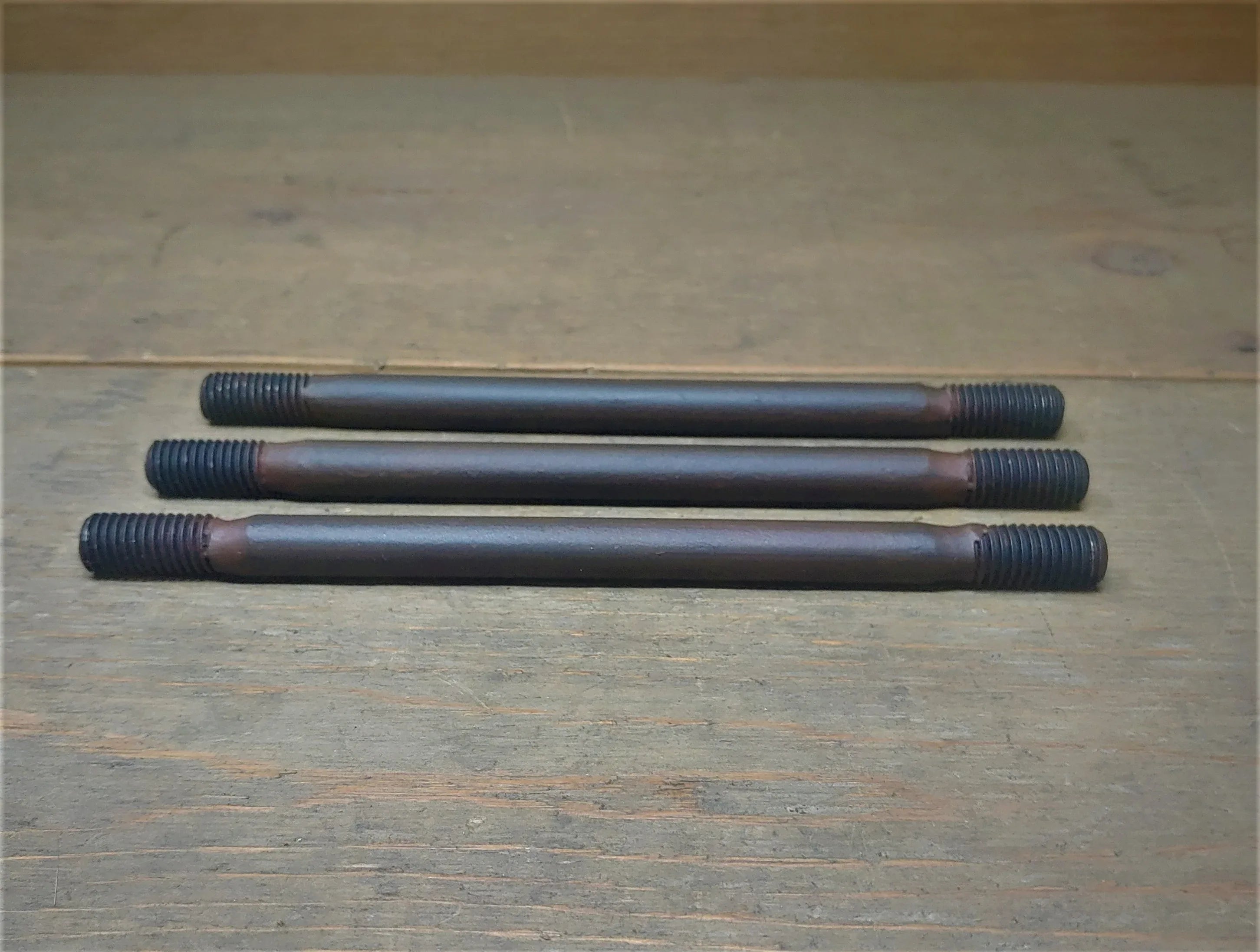 1/4" Smooth Round Bar/Rod - Old West Iron